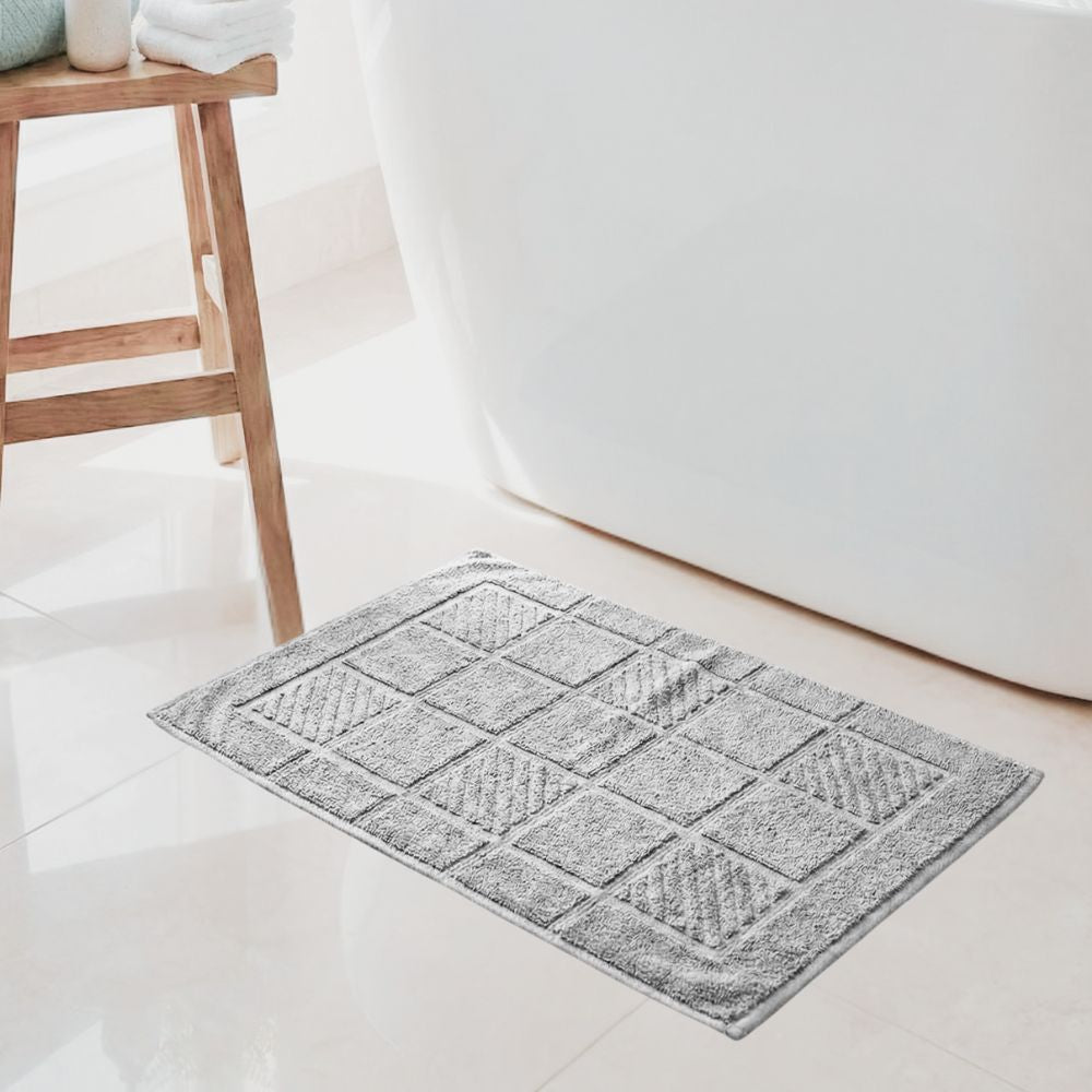 Luxury Bath Mat SIlver